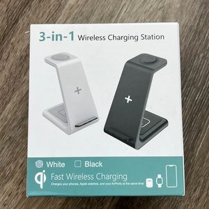 NWT 3-in-1 Fast Wireless Charging Station